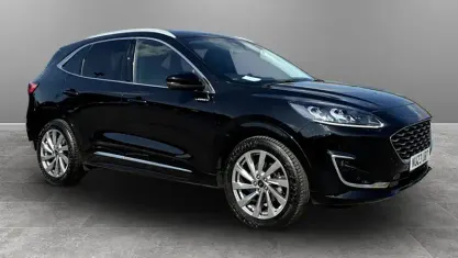 Usado Ford Kuga Vignale 190 HP (139 kW) 2023 SUV