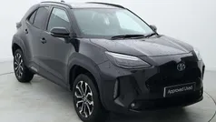 Black Used 2023 Toyota Yaris Hybrid Design SUV | £22,499 (Fair price)