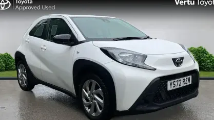 Used Toyota Aygo X PURE 72 HP (52 kW) 2025 SUV
