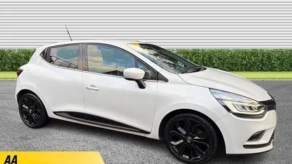 Used Renault Clio IV Dynamique 90 HP (66 kW) 2018 Hatchback
