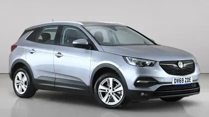 Used Vauxhall Grandland X S 131 HP (96 kW) 2019 Grey SUV