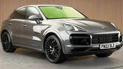 Used Porsche Cayenne Turbo 551 HP (405 kW) 2022 Quartzite grey SUV