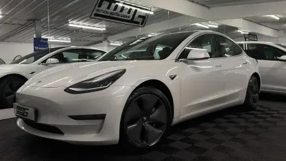 Used Tesla Model 3 Long Range AWD 258 kW (351 HP) 2023 Sedan