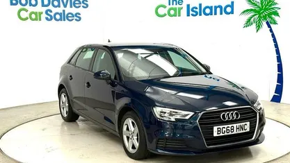 Used Audi A3 Sportback Business 116 HP (85 kW) 2018 Blue Hatchback