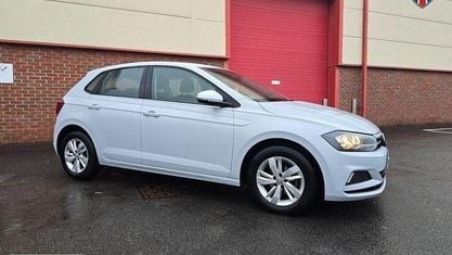 Second-hand VW Polo SE 80 CP (58 kW) 2020 Argintiu Hatchback