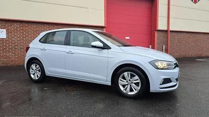Used VW Polo SE 80 HP (58 kW) 2020 Hatchback