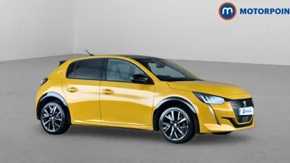 Used Peugeot 208 Premium 102 HP (75 kW) 2021 Yellow Hatchback