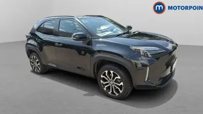 Used Toyota Yaris Cross Design 116 HP (85 kW) 2022 Black SUV