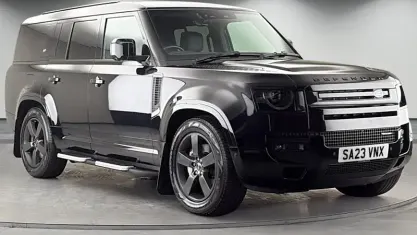 Used Land Rover Defender HSE Dynamic 300 HP (220 kW) 2023 Santorini black SUV