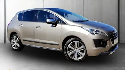Begagnad Peugeot 3008 Allure 120 HK (88 kW) 2016 Kombi