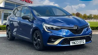 Used Renault Clio Engineered 145 HP (106 kW) 2023 Blue Hatchback