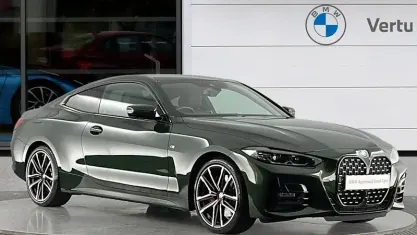 Usado BMW 420 M Sport 184 HP (135 kW) 2023 Verde Coupé