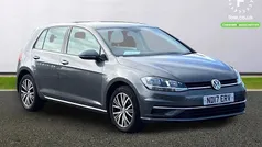 Used 2017 VW Golf VII SE Hatchback | £12,899 (Fair price)