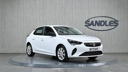 Used Vauxhall Corsa Design Edition 101 HP (74 kW) 2023 White Hatchback
