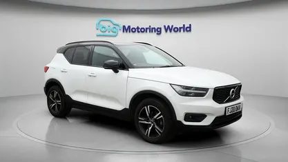 Used Volvo XC40 R-Design 163 HP (119 kW) 2020 SUV