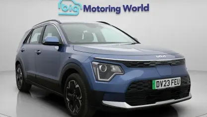 Used Kia e-Niro 150 kW (204 HP) 2023 Blue SUV
