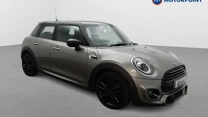 Used 2019 Mini Cooper Hatch Hatchback | £15,749 (Fair price)