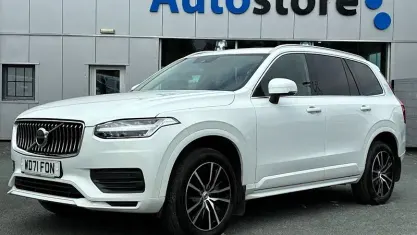 Used Volvo XC90 Momentum 235 HP (172 kW) 2021 SUV