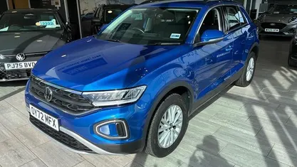Used VW T-Roc Life 150 HP (110 kW) 2025 SUV