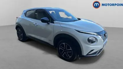 Used Nissan Juke N-Connecta 143 HP (105 kW) 2025 White SUV