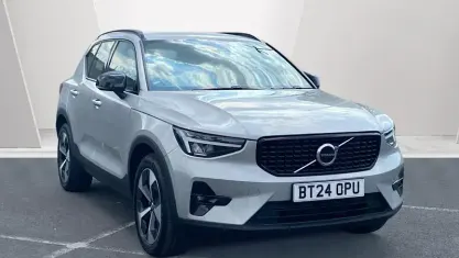 Used Volvo XC40 Plus 163 HP (119 kW) 2024 Silver SUV