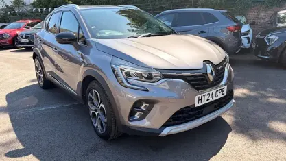 Used Renault Captur Techno 91 HP (66 kW) 2024 Grey SUV