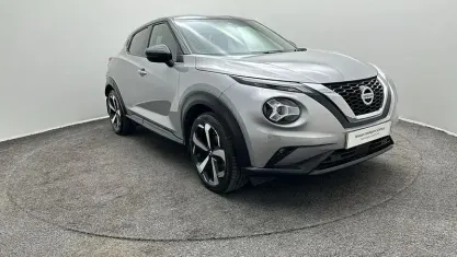 Begagnad Nissan Juke Tekna 117 HK (86 kW) 2020 Silver SUV