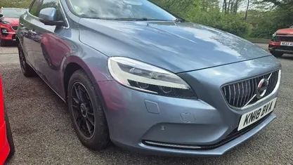 Used Volvo V40 Inscription 150 HP (110 kW) 2019 Hatchback