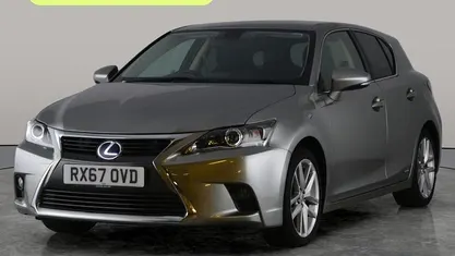 Used Lexus CT200h 136 HP (100 kW) 2017 Silver Hatchback