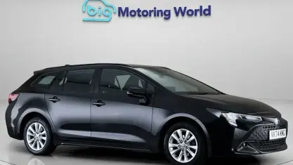 Used Toyota Corolla 140 HP (102 kW) 2024 Black Estate