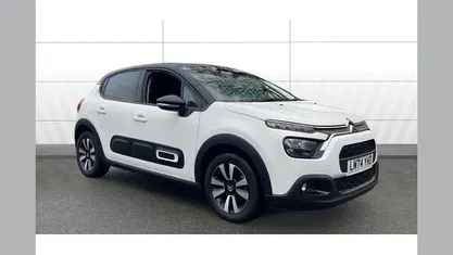 Used Citroën C3 PureTech 110 HP (80 kW) 2024 White Hatchback
