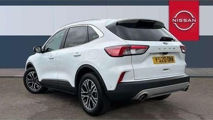 Używany Ford Kuga Titanium 150 KM (110 kW) 2020 Biały SUV