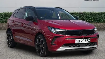 Used Vauxhall Grandland X Ultimate 131 HP (96 kW) 2023 Red SUV