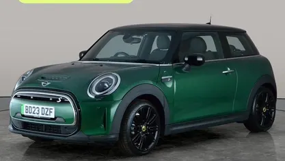 Used Mini Cooper Level 2 135 kW (184 HP) 2023 Hatchback