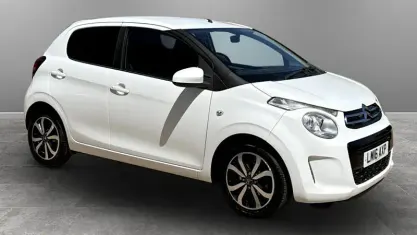 Used Citroën C1 Flair 68 HP (50 kW) 2016 White Hatchback