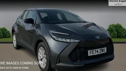 Used Toyota C-HR 140 HP (102 kW) 2026 SUV