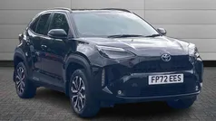 Black Used 2022 Toyota Yaris Cross Design SUV | £20,499 (Fair price)