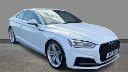Used Audi A5 S-Line 150 HP (110 kW) 2019 White Coupe