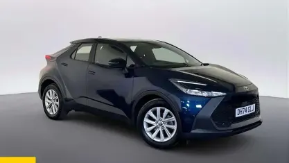 Used Toyota C-HR 140 HP (102 kW) 2026 SUV
