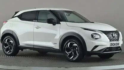 Gebraucht Nissan Juke N-Connecta 143 PS (105 kW) 2023 Weiß SUV