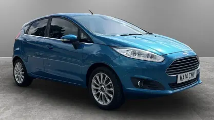 Used Ford Fiesta Titanium X 101 HP (74 kW) 2014 Blue Hatchback
