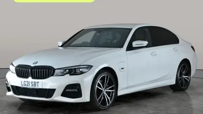 Begagnad BMW 330e M Sport 292 HK (214 kW) 2022 Sedan