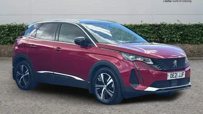 Used Peugeot 3008 Premium 224 HP (164 kW) 2021 Red SUV