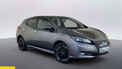 Usado Nissan Leaf Tekna 160 kW (218 HP) 2022 Cinzento Citadino
