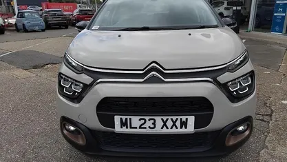 Used Citroën C3 PureTech 83 HP (61 kW) 2022 Brown Hatchback