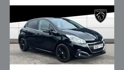 Used Peugeot 208 Allure 82 HP (60 kW) 2017 Black Hatchback