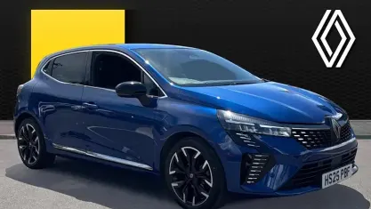 Used Renault Clio Techno 90 HP (66 kW) 2025 Blue Hatchback