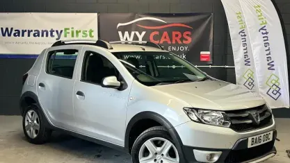Used Dacia Sandero Lauréate 90 HP (66 kW) 2016 Silver Hatchback
