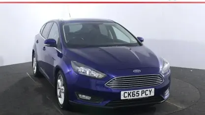 Used Ford Focus Zetec 125 HP (91 kW) 2015 Blue Hatchback