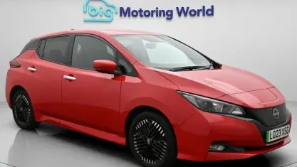 Used Nissan Leaf N-Connecta 110 kW (150 HP) 2023 Red Hatchback